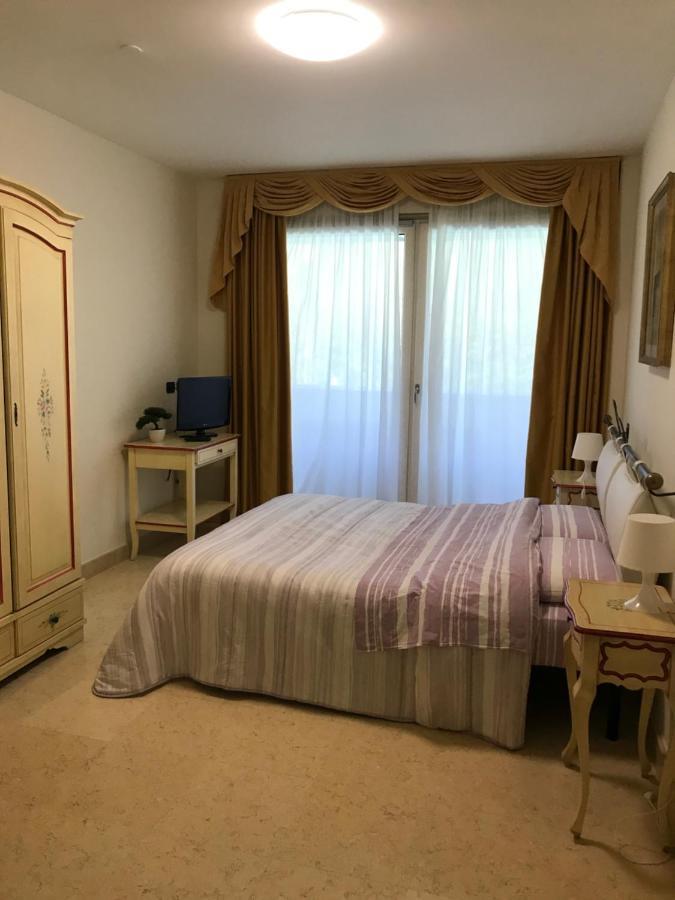Appartamento Du Lac 1 Desenzano del Garda Exteriér fotografie