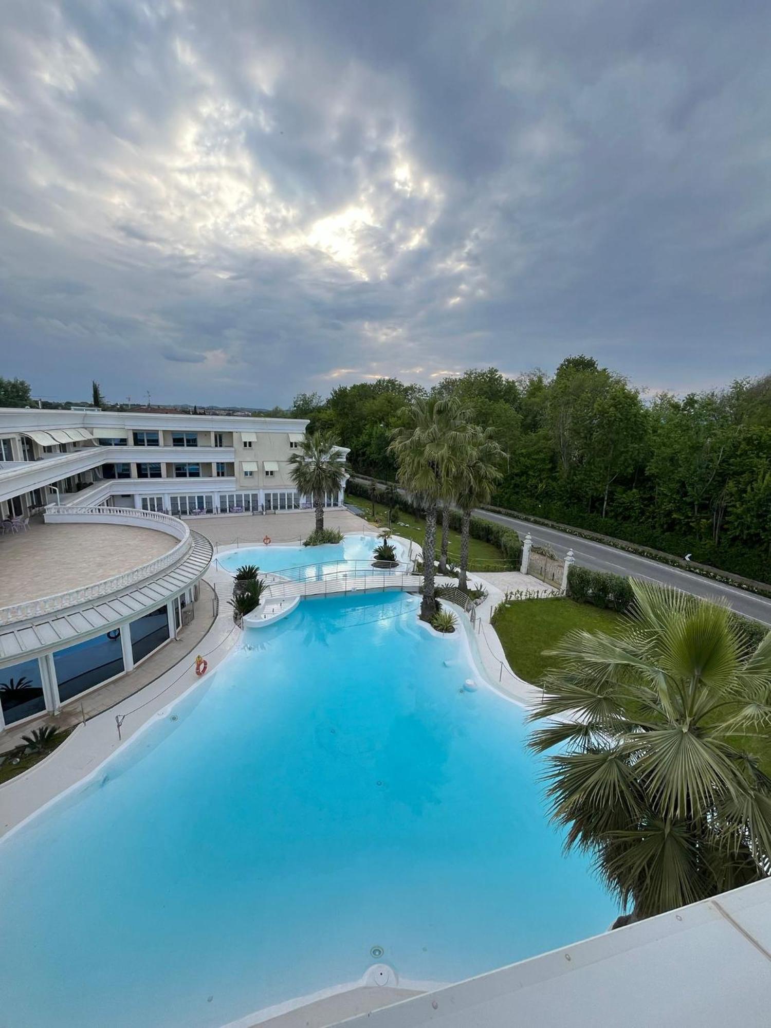 Appartamento Du Lac 1 Desenzano del Garda Exteriér fotografie